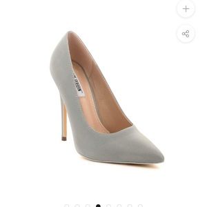 Cape Robbin Reflective pointed toe heels size 10